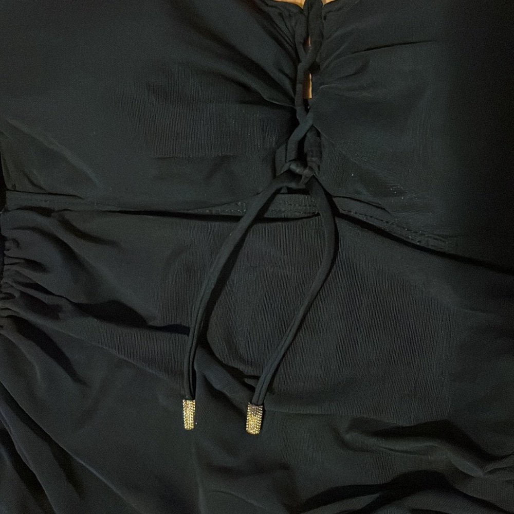 Ralph Lauren black one piece bathing suit. Size 8. - Picture 2 of 4